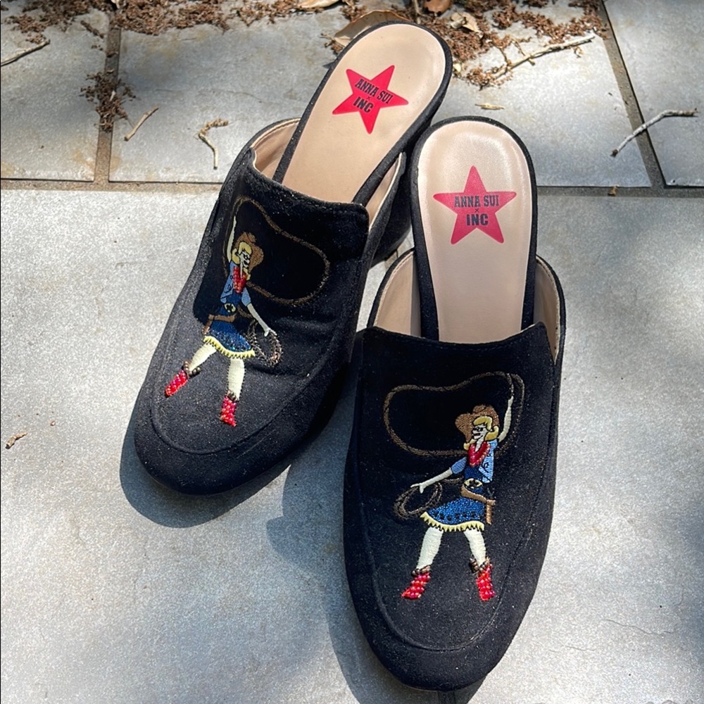 Anna Sui Black Embroidered Women's Mules